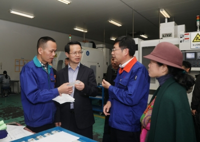 2018年11月28日，浙江省總工會副主席徐前一行天通考察構(gòu)建勞動關(guān)系和諧企業(yè)復(fù)評工作
